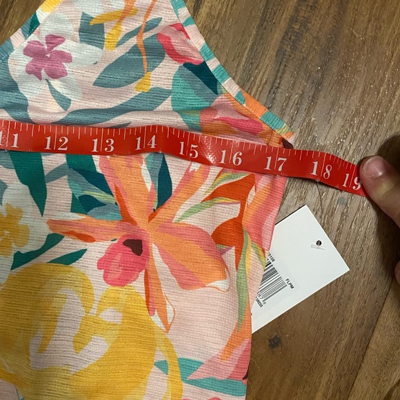 Hurley Floral Pop V-neck Slip Dress - Picture 6 of 10